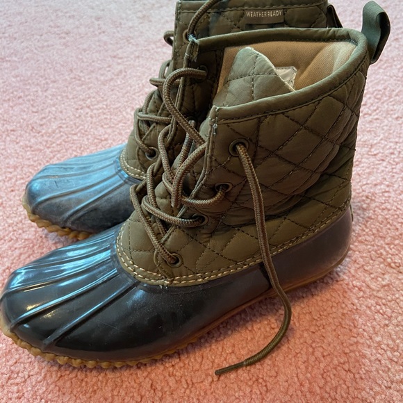 Snow Boot - Picture 2 of 5